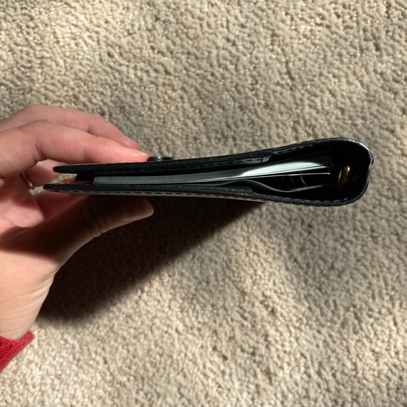 Authentic Louis Vuitton Epi leather Agenda Cover black silver - Picture 5 of 13